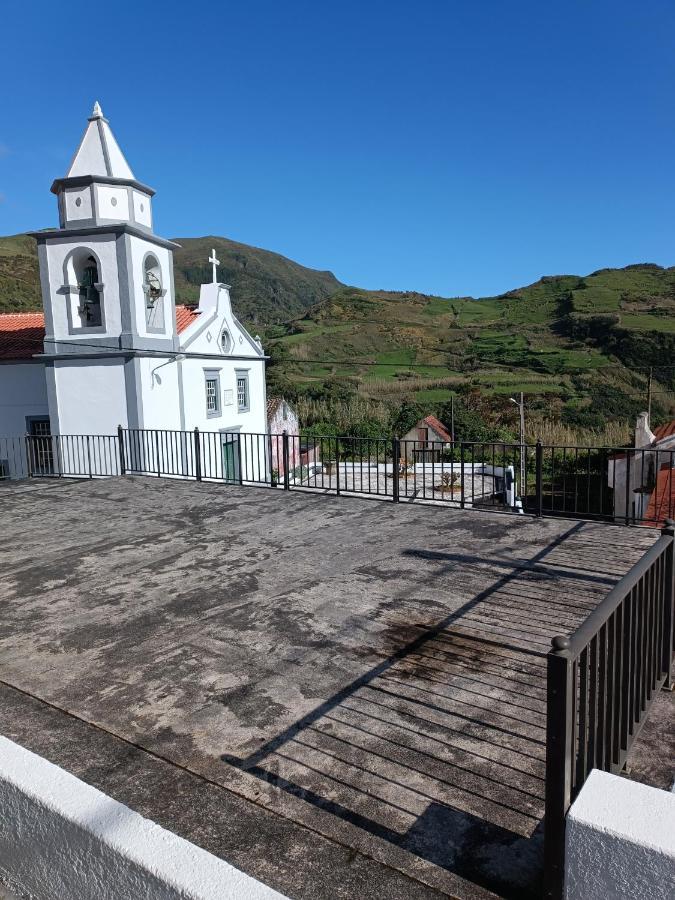 Alojamento Local M&I Lajes das Flores Dış mekan fotoğraf