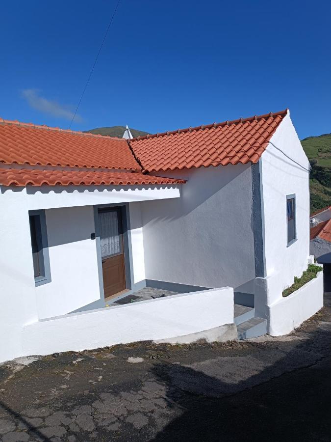 Alojamento Local M&I Lajes das Flores Dış mekan fotoğraf