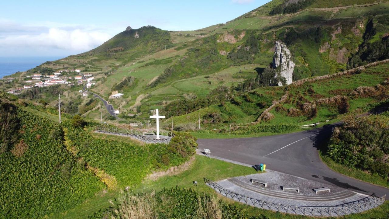 Alojamento Local M&I Lajes das Flores Dış mekan fotoğraf