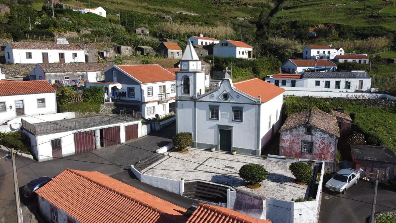 Alojamento Local M&I Lajes das Flores Dış mekan fotoğraf
