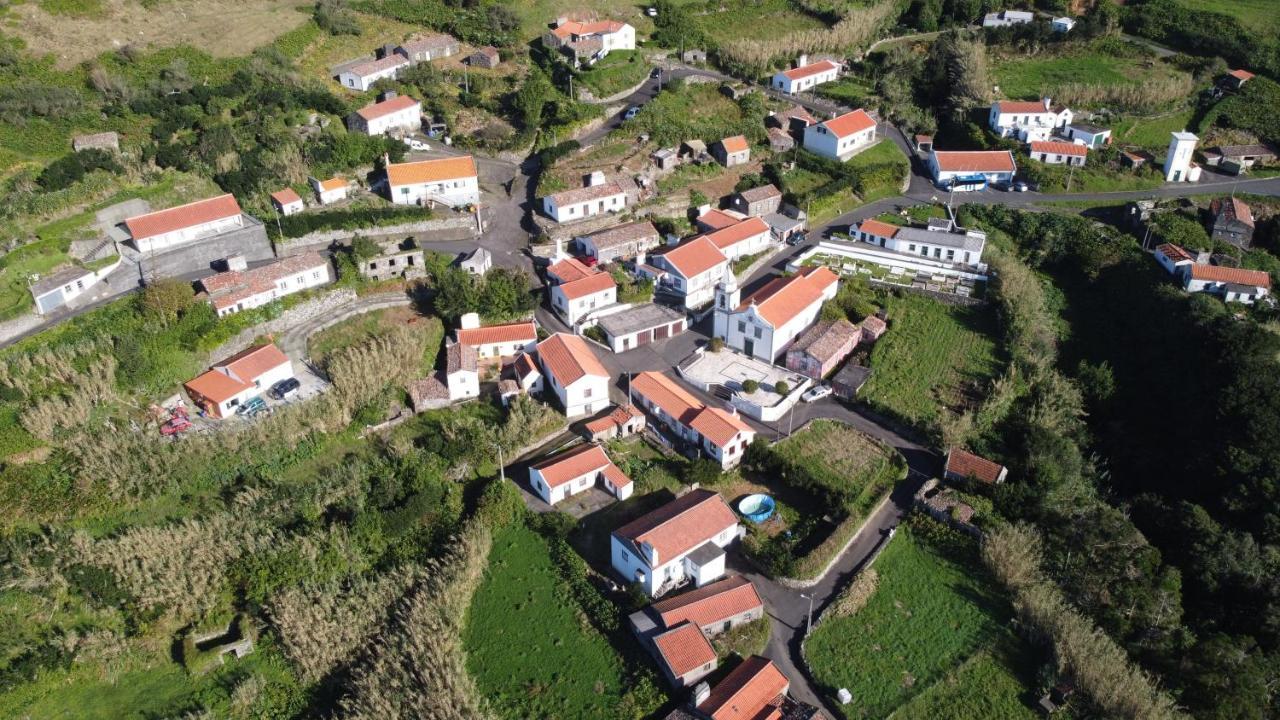 Alojamento Local M&I Lajes das Flores Dış mekan fotoğraf