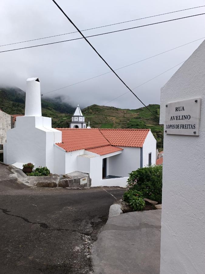 Alojamento Local M&I Lajes das Flores Dış mekan fotoğraf